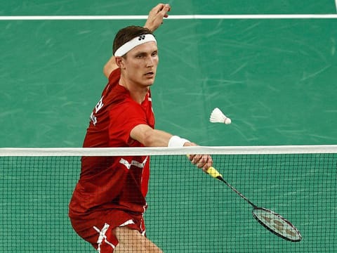 He spent more than 100 consecutive weeks at the top of the men's singles world rankings.