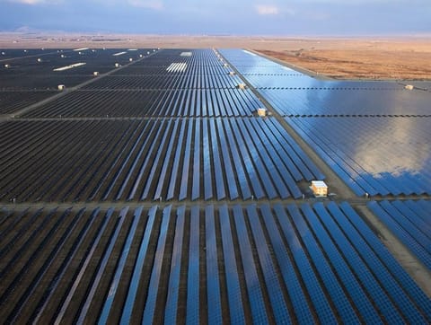 A utility-scale solar and battery storage project in the desert.