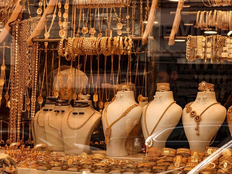 Stock - Gold / Gold shopping / Gold jewellery 