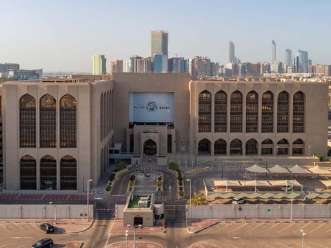 Central Bank of UAE gets four Assistant Governors for the first time