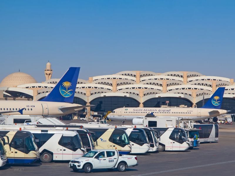 BUS 200302 RIYADH AIRPORT1-1583154553092