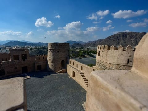 New Fujairah law: Only certified guides can lead mountain trails next season