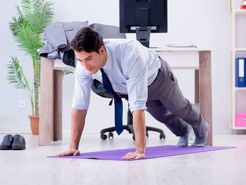 But the truth is, you don’t need a yoga studio, just a few simple desk stretches can make a huge difference.