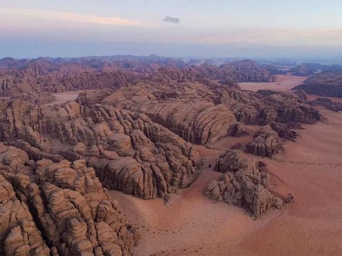 Tabuk: Hasma Desert, a hidden gem in the northwest part of the Kingdom, is gaining popularity among adventure enthusiasts. 