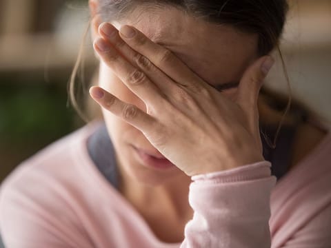 Women are not only more likely to experience stress-related mental health issues like anxiety and depression—they also tend to process stress in different ways from men, both emotionally and neurologically.
