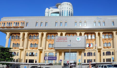 Landlords, tenants, and investors in Dubai’s real estate market will soon benefit from increased transparency and data-driven insights with the launch of the Smart Rental Index by Dubai Land Department.