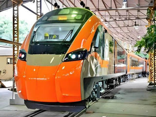India's Vande Bharat sleeper trains hit 180kmph in trial runs