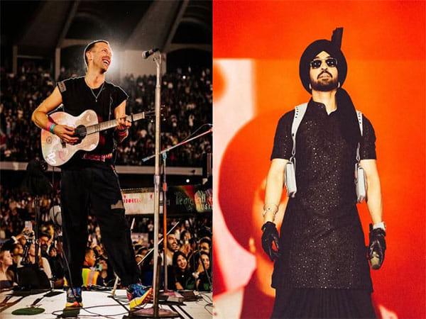 Chris Martin spotted a "Punjabi aa gaye oye" fan sign and read it aloud, to the audience's delight.