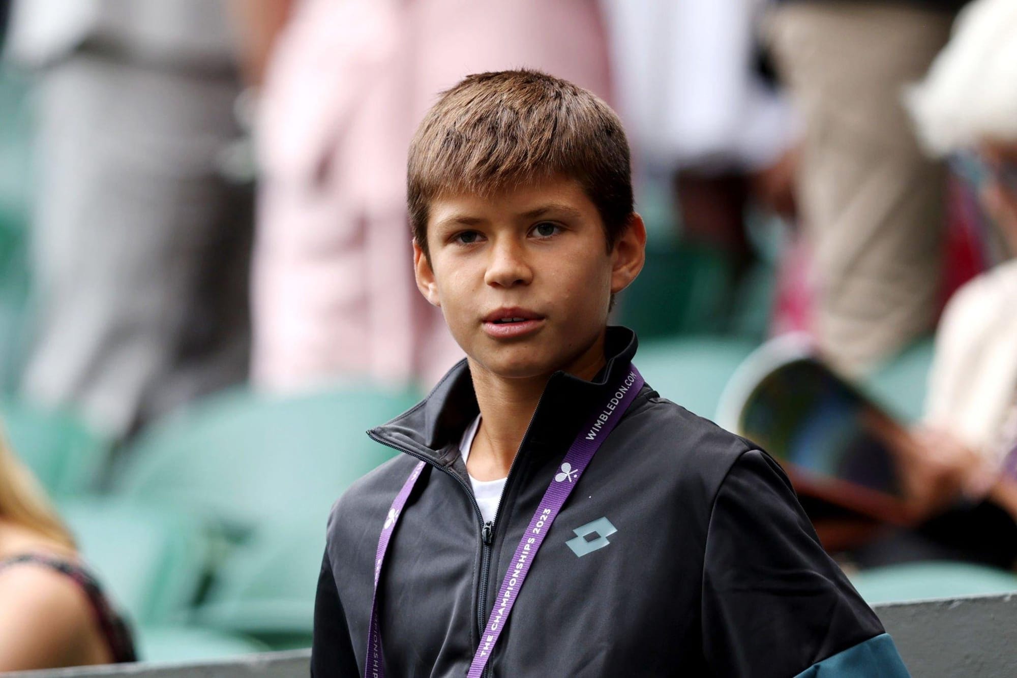 Jaime Alcaraz Garfia won his first qualifying match at the Les Petits As on Saturday, putting him one victory away from the main draw at an event that is a premier fixture on the Junior European Tour.