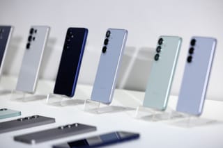 5 best 11.11 phone deals in UAE: Save up to 40% on Samsung S25 Ultra and more 