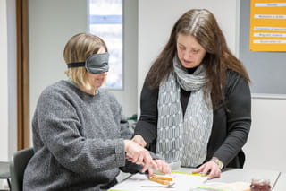 Emirates recycles over 12,000 First Class eye masks for blind teacher training