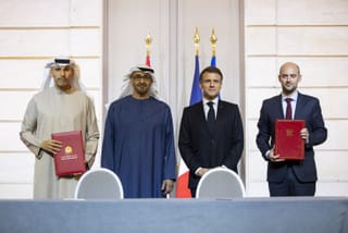 UAE, French Presidents discuss bilateral ties in Paris
