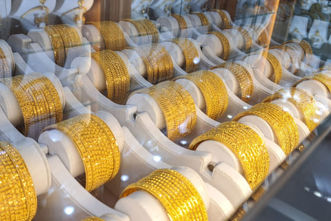 Gold surges back above Dh600, buyers rethink plans.