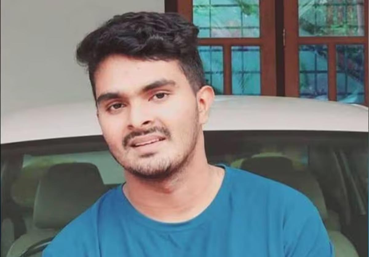 Afan appeared normal when he reached the police station to inform of his crime and surrender, say eyewitnesses.