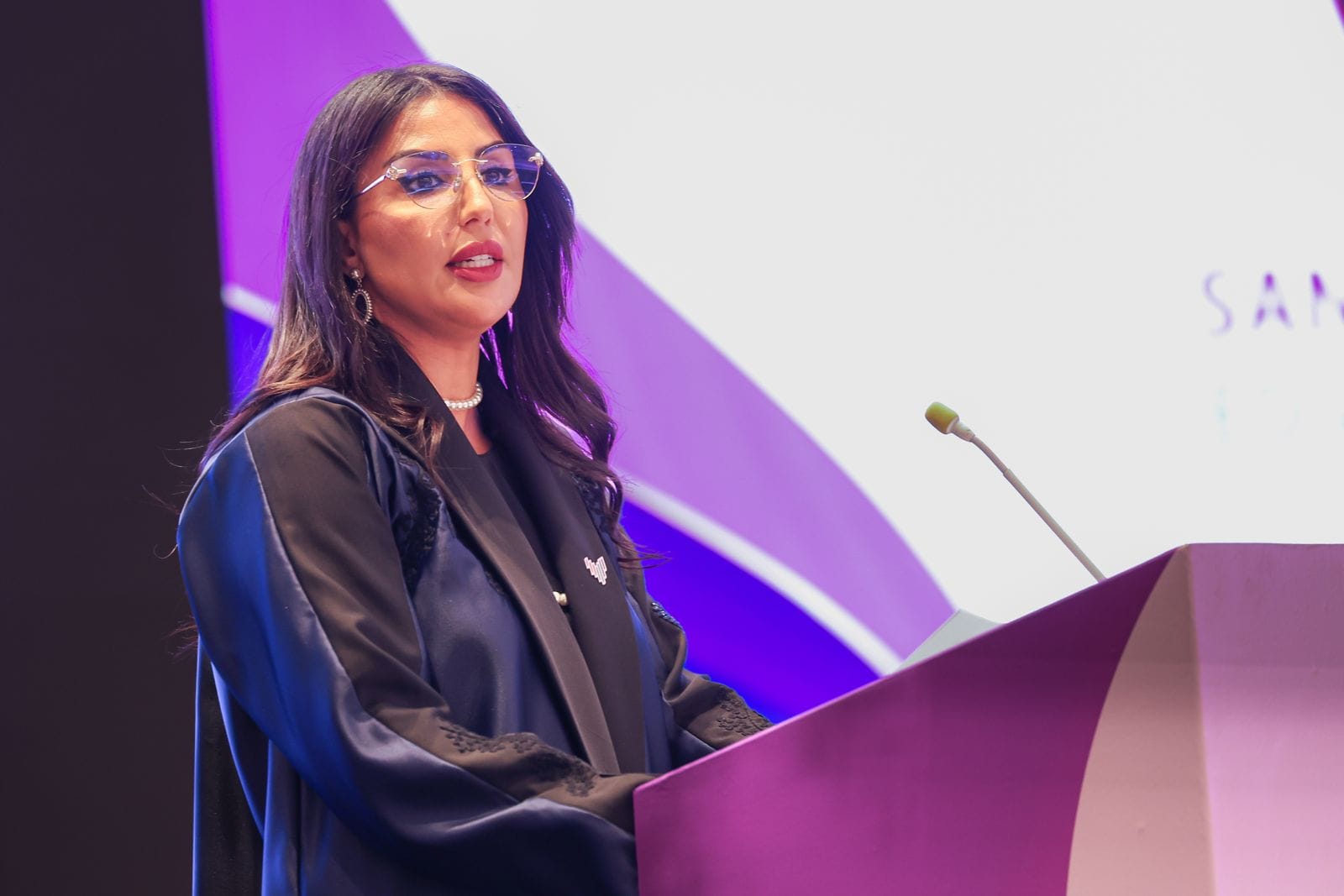Sanaa Ouahmane, CEO of AWR Mobility Services & AWR Trading, speaking at The Future Women Leaders Forum 