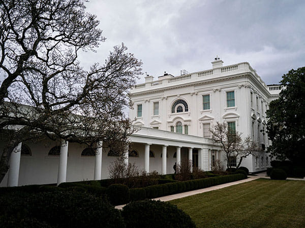 US Secret Service agents shot an armed man near the White House during the night, an agency spokesman said early Sunday, while President Donald Trump was spending the weekend at his Mar-a-Lago residence in Florida.