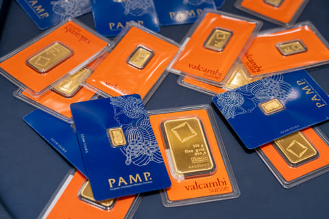 Will Dubai gold price go back to Dh380 level? Shoppers and retailers are hoping there will be some relief by early June. 