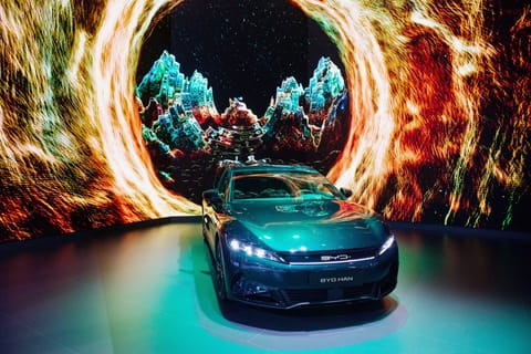 The Chinese automaker said its new battery will allow them to charge almost as fast as it takes to refuel a regular car.