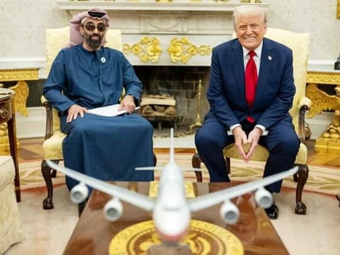 Sheikh Tahnoon bin Zayed Al Nahyan  with Donald Trump 