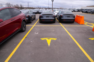 Tesla stock at discount: A bargain or a trap? What investors must know before buying the dip!