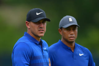 Tiger Woods jumps to defend Brooks Koepka move
