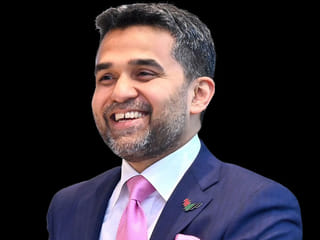 Dr Shamsheer Vayalil contributes Dh5 million to Fathers' Endowment campaign