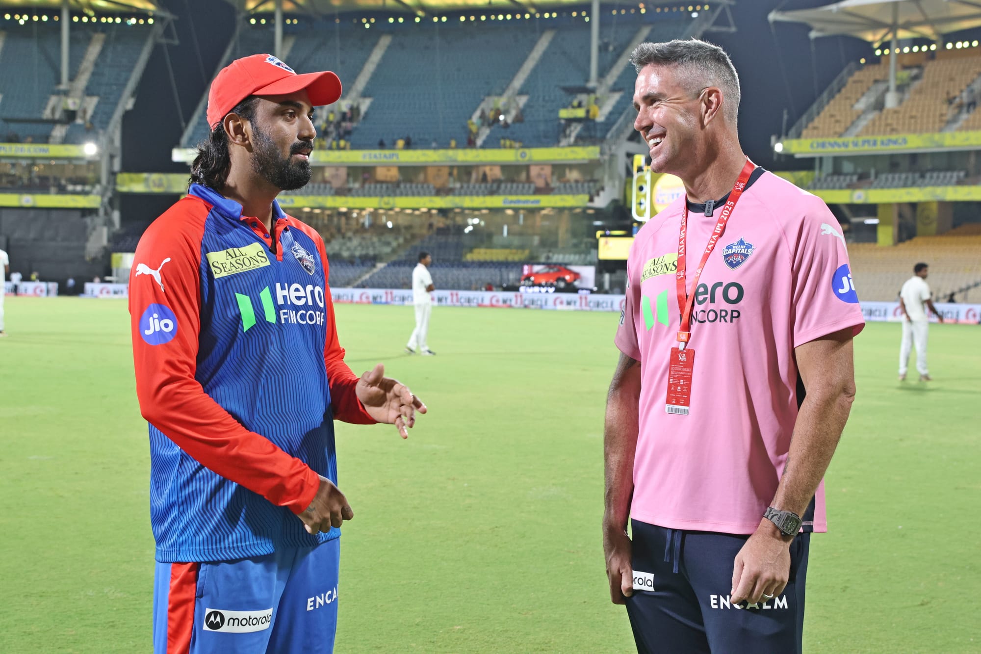 KL Rahul talks with Kevin Pietersen after defeating Chennai Super Kings in the Indian Premier League Season 18 at MA Chidambaram Stadium.
