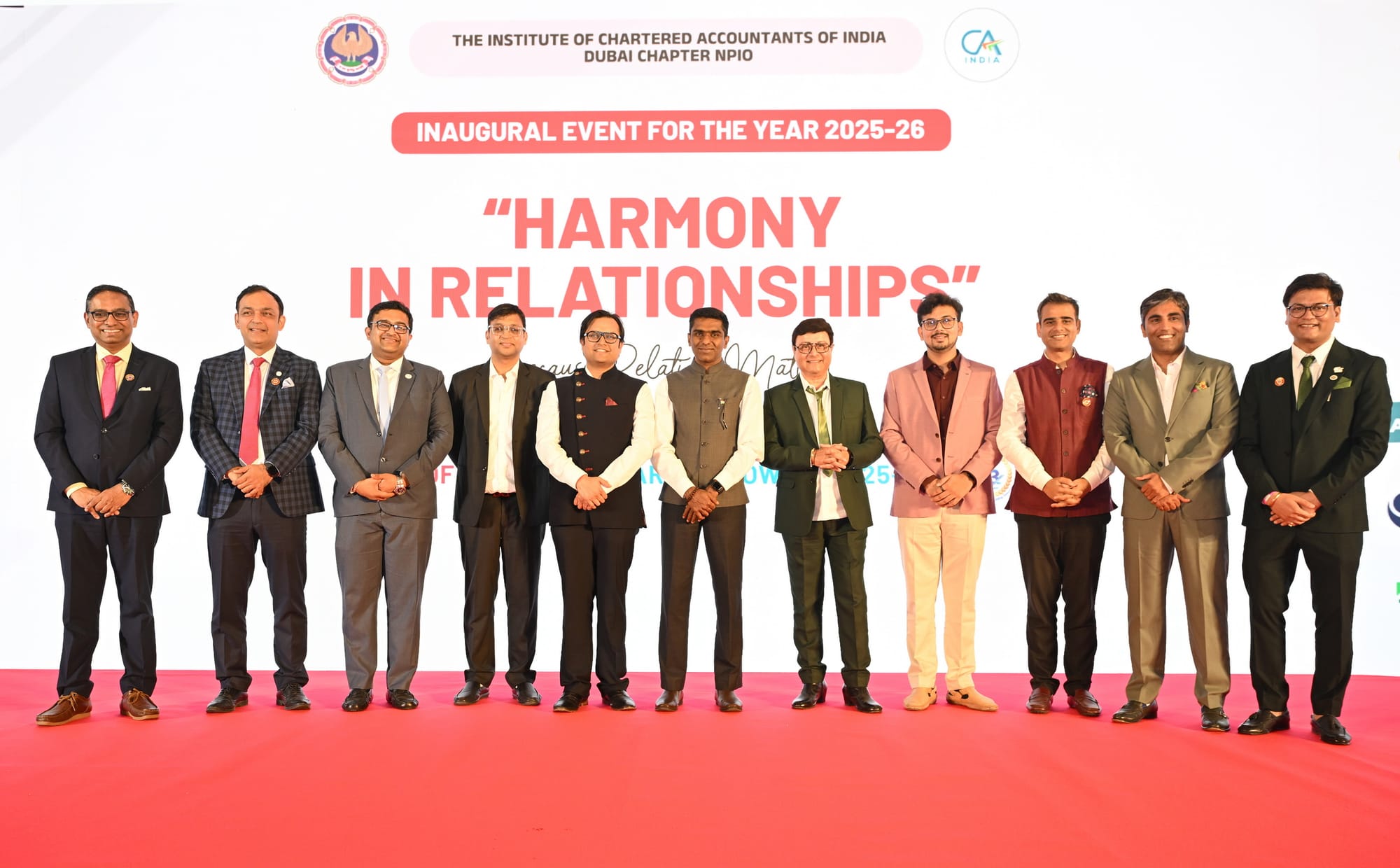 Mr. Satish Kumar Sivan, Consulate General of India in the UAE and Sachin Pilgaonkar, National Award-winning actor, with members of Institute of Chartered Accountants of India (ICAI) Dubai Chapter 