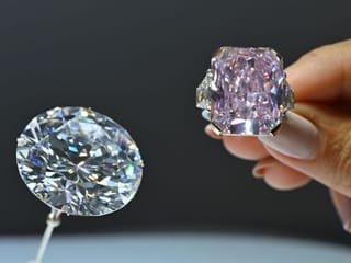 Sotheby’s and Abu Dhabi Investment Office unveil $100m in coloured diamonds at landmark exhibition