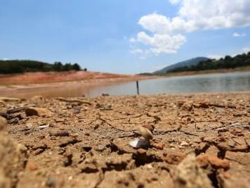 Gujarat’s semi-arid geography makes it more vulnerable to temperature extremes.
