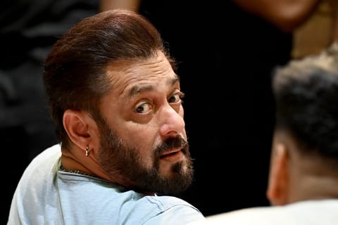 Salman Khan addresses fan concern 