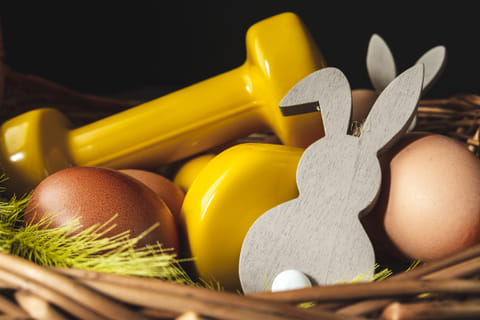 A gym freak, a weekend runner, or just getting started on their wellness journey, these gifts show you get their vibe.