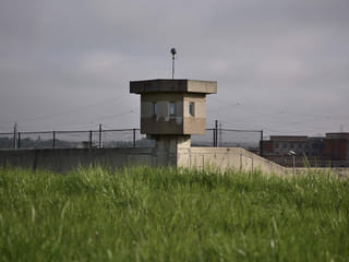 French prisons targeted with arson, gunfire