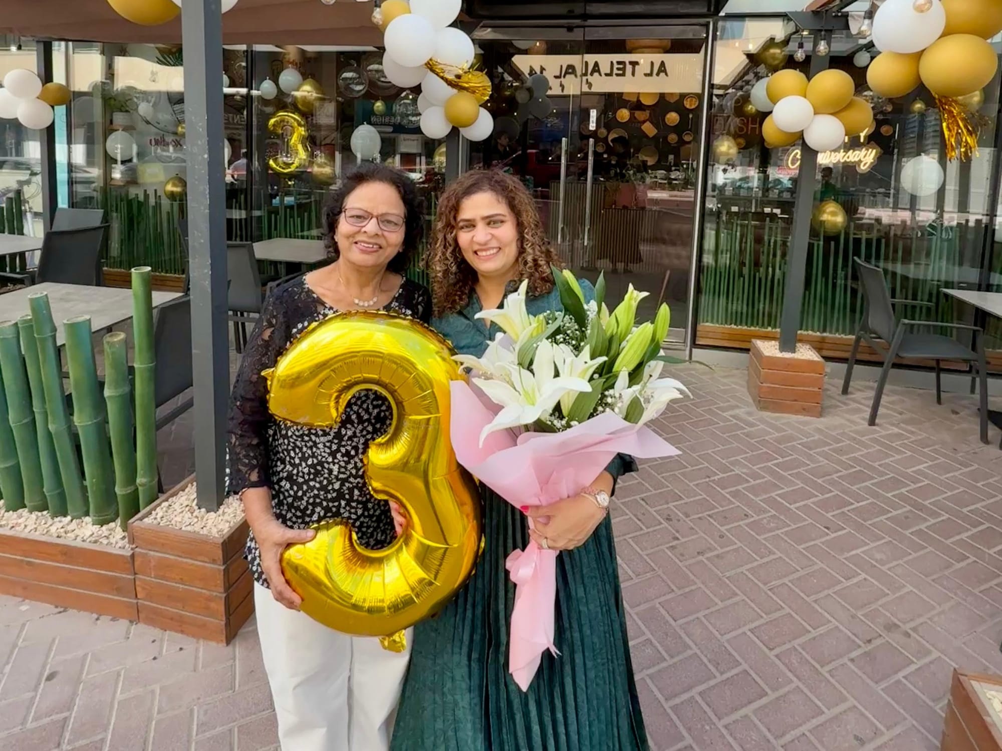 Dhwani Maheshwari and her mother-in-law Neelima Maheshwari decided to begin a fast-food brand that used only fresh real ingredients.