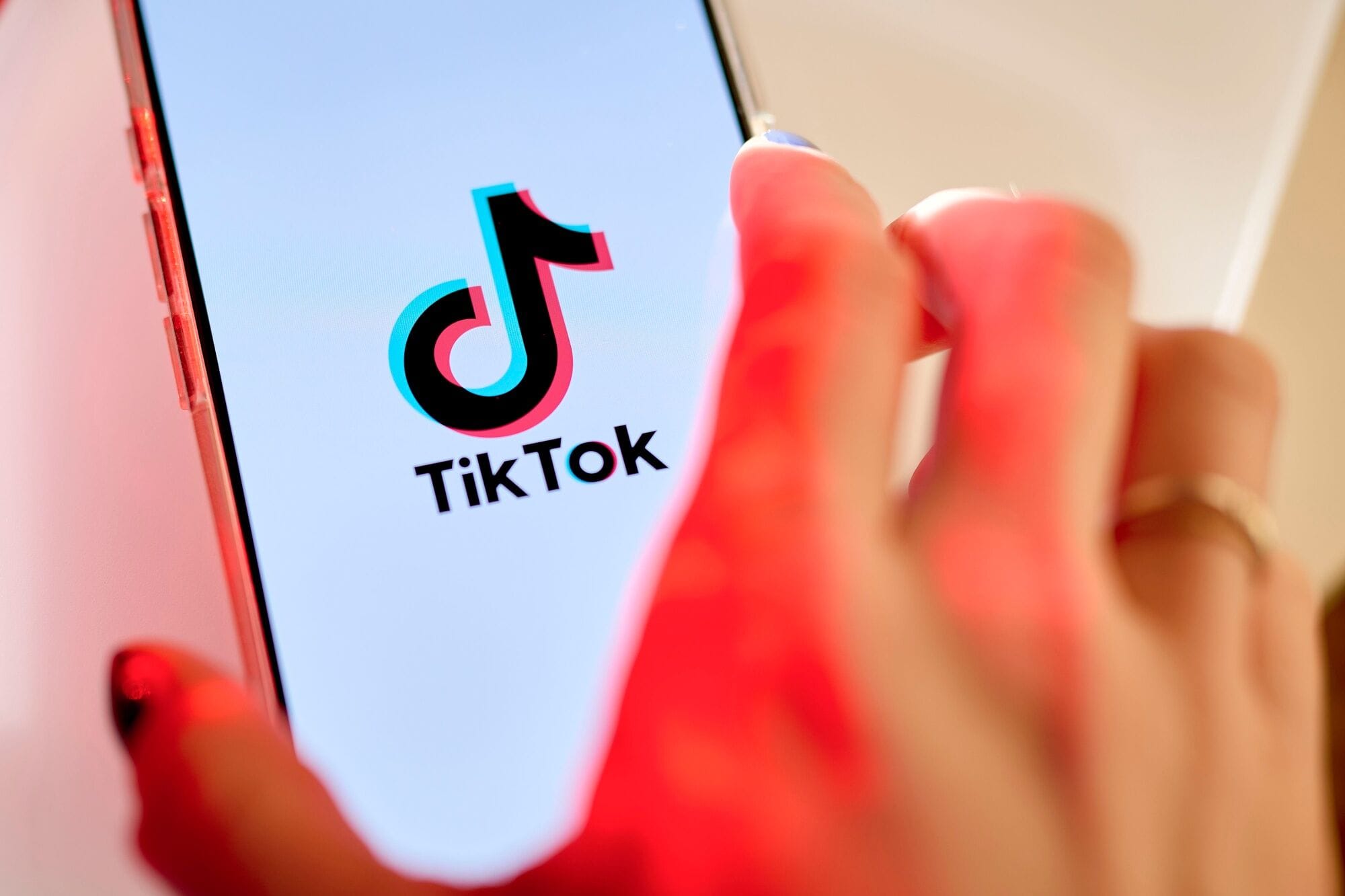The feature being tested in the United States, where the short-form video sharing app has some 170 million users.