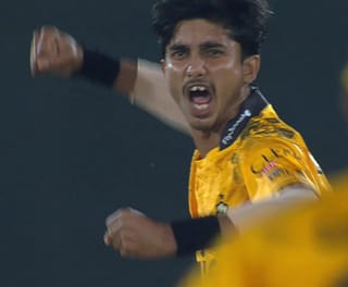 Teenage tearaway Ali Raza breathes fire for Peshawar Zalmi in PSL