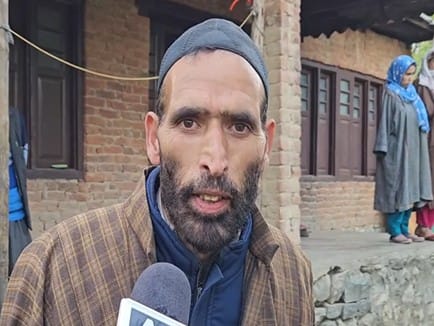 Syed Haider Shah, father of Syed Adil Hussain Shah