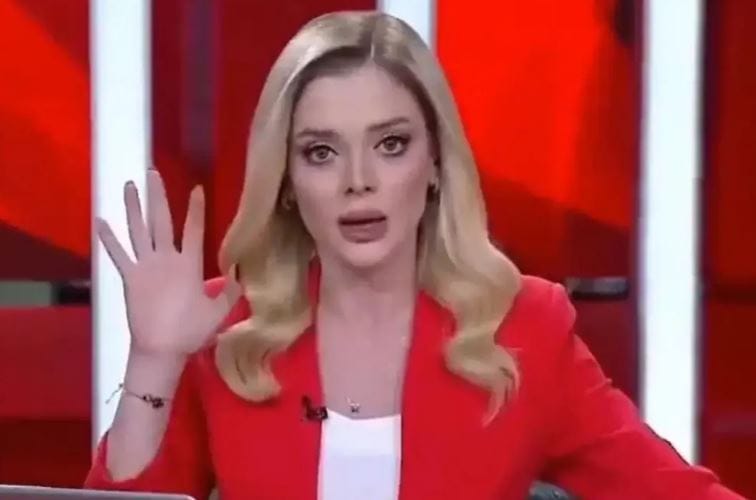 News anchor's live reaction to Istanbul earthquake captures global attention