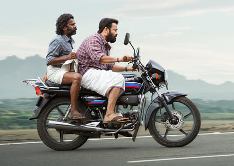 Thudarum movie still