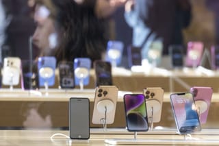 New iPhone flaw: Billions of users at risk of dangerous malware - warning issued