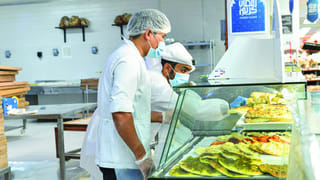 Abu Dhabi shuts down 12 food establishments for violating health and safety standards