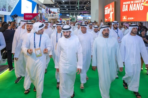 Sheikh Hamdan visits several international pavilions with Sheikh Ahmed, Omar bin Sultan Al Olama, Helal Saeed Almarri, Mohammed Ahmed Almarri, among others.