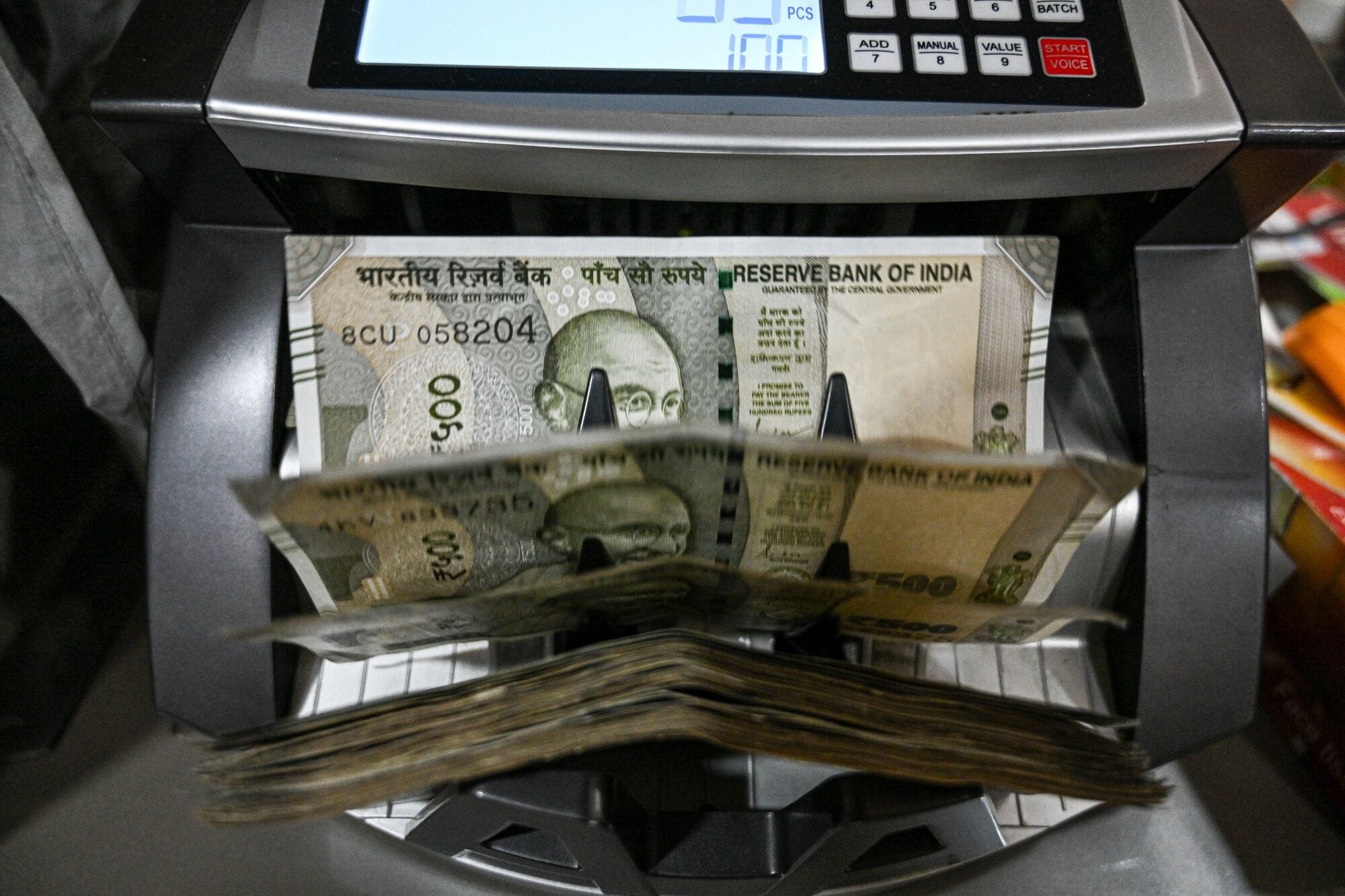 INR near record lows gives UAE Indians a narrow window to send more home for every AED
