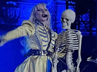 Lady Gaga sets new standard with 2.5 million fans, surpassing Madonna’s record