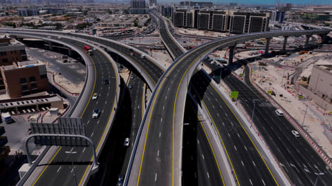 Al Shindagha Corridor project includes 18 kilometres of bridges and tunnels, 15 major intersections