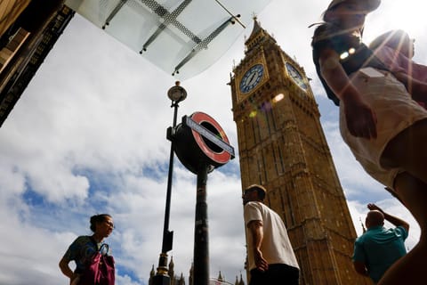 Londoners wake to transit headaches as strike hobbles city.