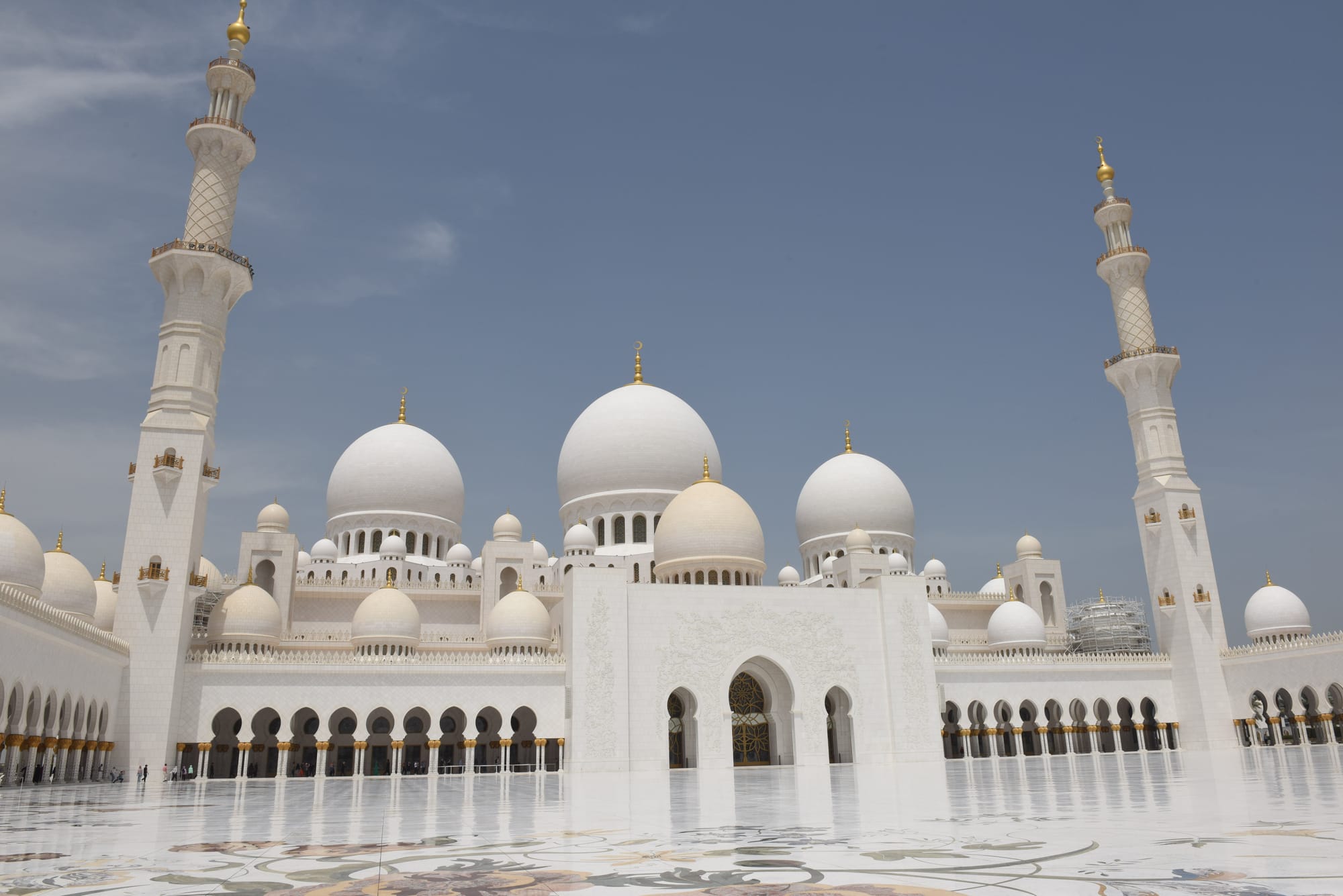 As US President Donald Trump prepares to visit the UAE, the mosque continues to stand as a beacon of spirituality, cultural exchange, and global diplomacy.