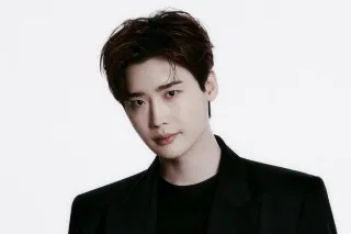Lee Jong-suk 