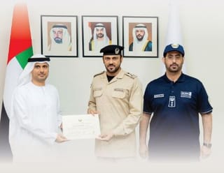 Sharjah Civil Defence honours citizen for heroic fire rescue