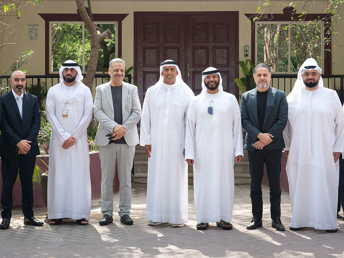 Eng. Marwan bin Ghalita, Director General of Dubai Municipality (3rd from R) during his visit to Tadweer Waste Management facility